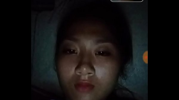 em gái xem anh trai sục