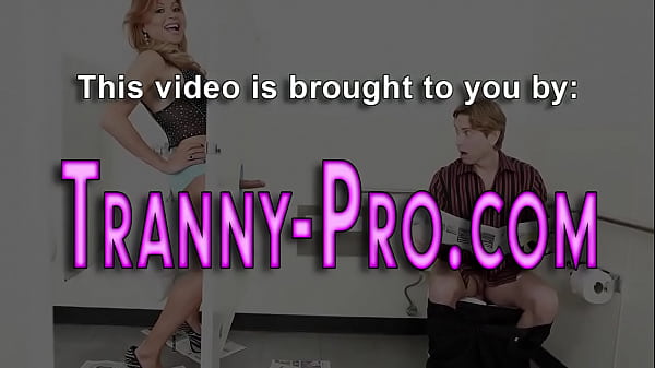 Horny tranny gets facialized